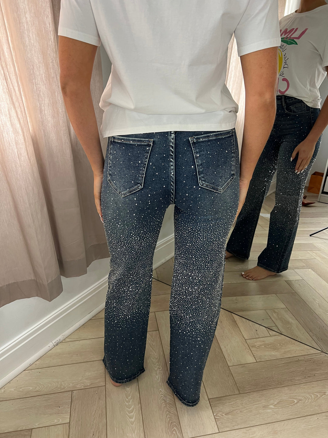 PETITE 28.5" DARK BLUE DIAMANTE MIDDLE DETAIL JEANS