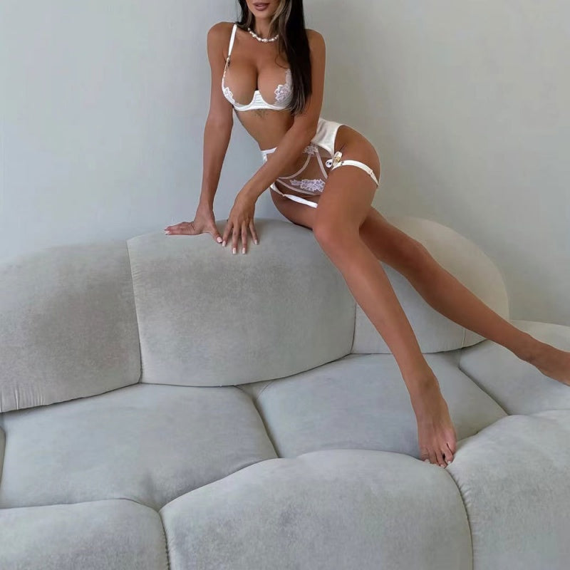 Open Cup Lace Garter