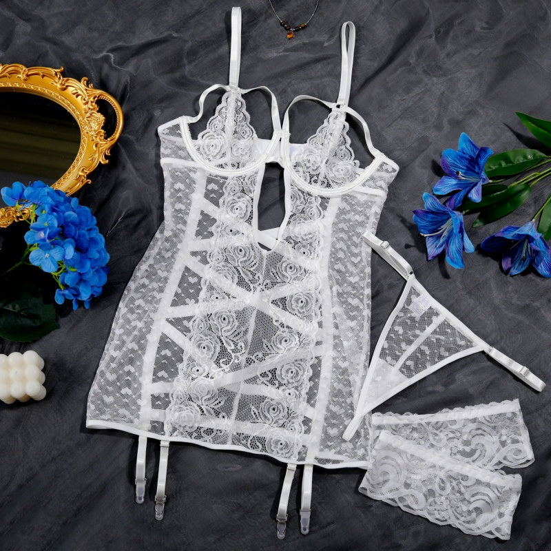 Keyhole Lace Chemise